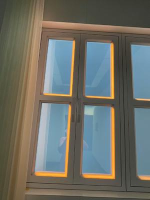 Smart Fake Window Light CRI 95 Mural L1332*W781*H66mm Controlado por App e Remote para ambiente natural